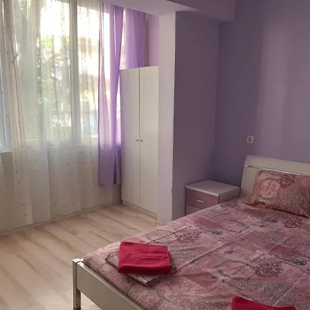 Apartment Dari's House *